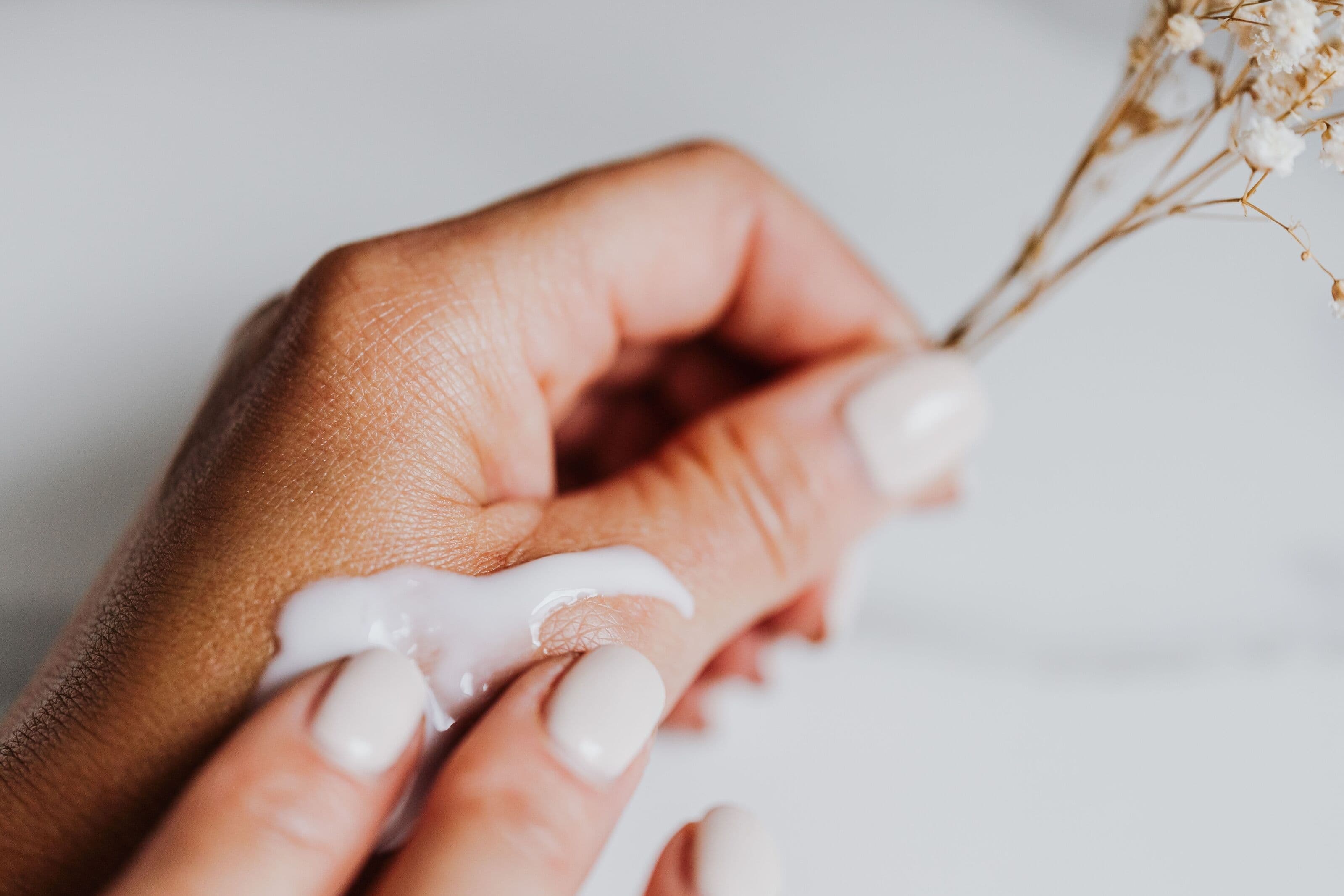 Pregnancy-safe skincare in Pakistan: what to keep, what to pause